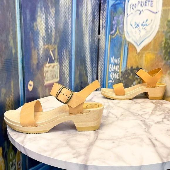 No.6 Two Strap Clog Mid Heel Leather Sandals Desert Nude 41 GUC - Picture 2 of 10